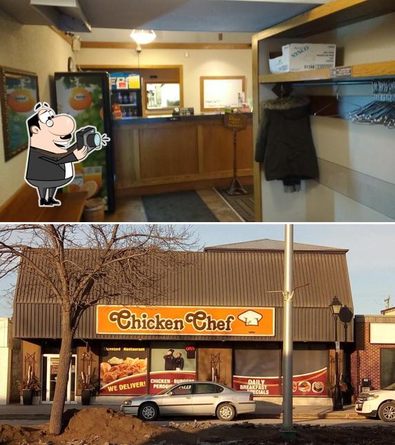 Voir l'image de Chicken Chef Steinbach & Window 365