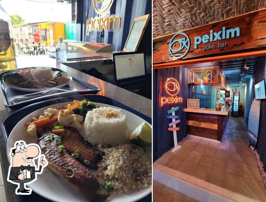 Look at the photo of Peixim Poke Bar