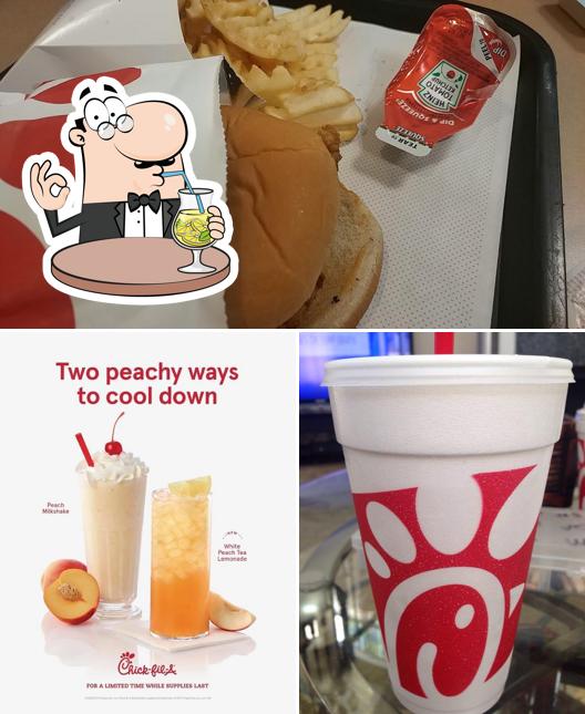 ChickfilA, 2040 N Rose Ave in Oxnard Restaurant menu and reviews