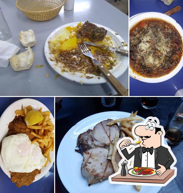 Еда в "El bodegón de la calle Ayacucho"