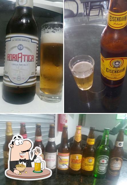 Peça uma tulipa de cerveja leve ou escura