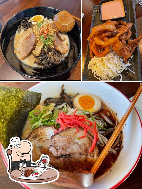 Отведайте мясные блюда в "Mikoto Ramen Bar and Sushi"