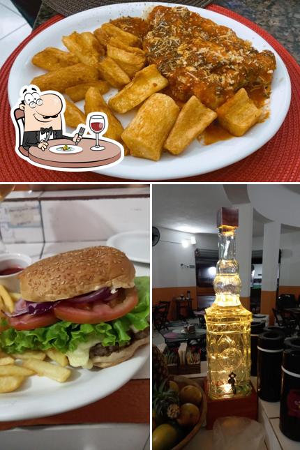 Comida em Restaurante Panela De Ferro