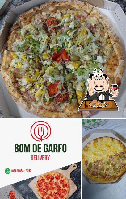 No Bom de Garfo Pizzaria e Esfiharia Delivery, você pode pedir pizza