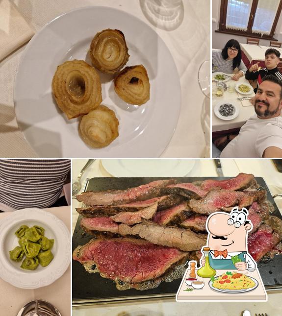 Cibo al Trattoria Dal Bolognes