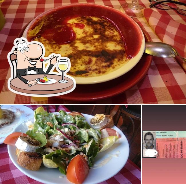 Trattoria - La Pizzeria des Arceaux Biarritz se distingue par sa nourriture et mariage