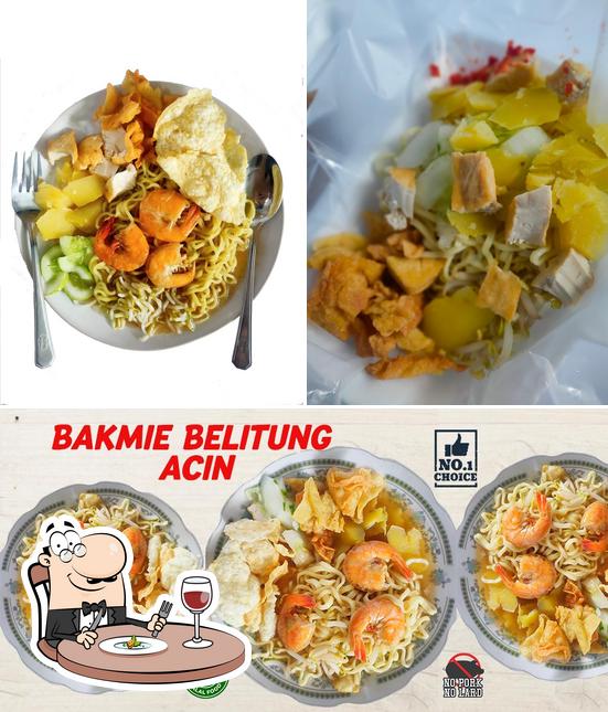 Food at Bakmi Belitung Acin