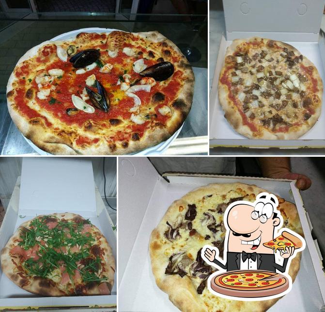 A Pizzeria Delfino, puoi assaggiare una bella pizza