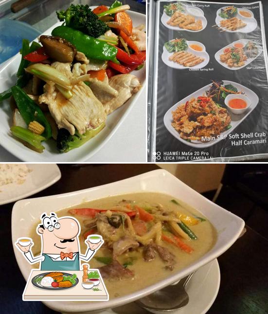 Platos en Siam Basil Thai Restaurant