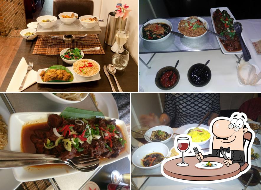 Food at Indonesisch Restaurant Deli