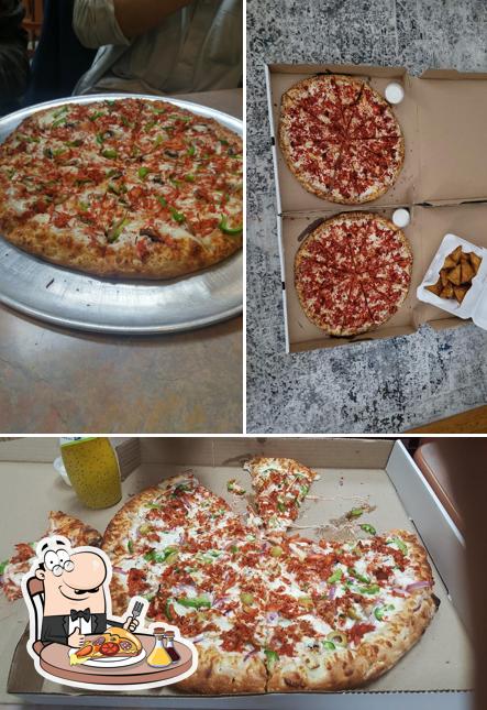 Попробуйте пиццу в "Samosa Corner Pizza and Wings"
