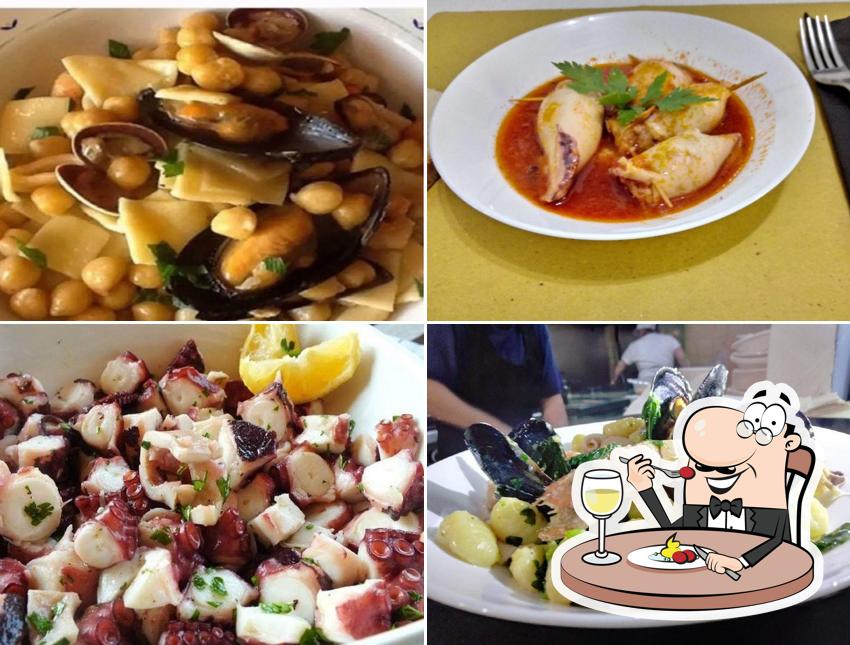 Cibo al Trattoria di Mare- La Piazzetta
