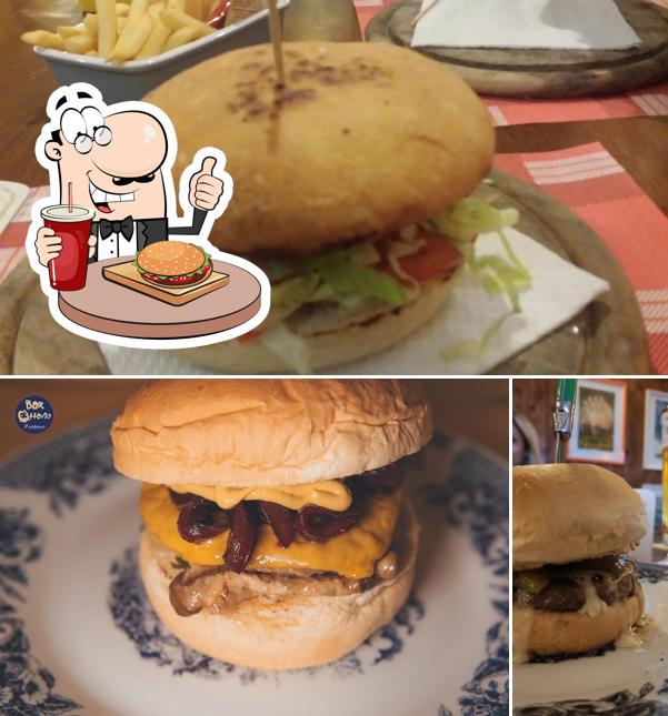 Prova uno dei tipi di hamburger serviti a Bar Ottavio