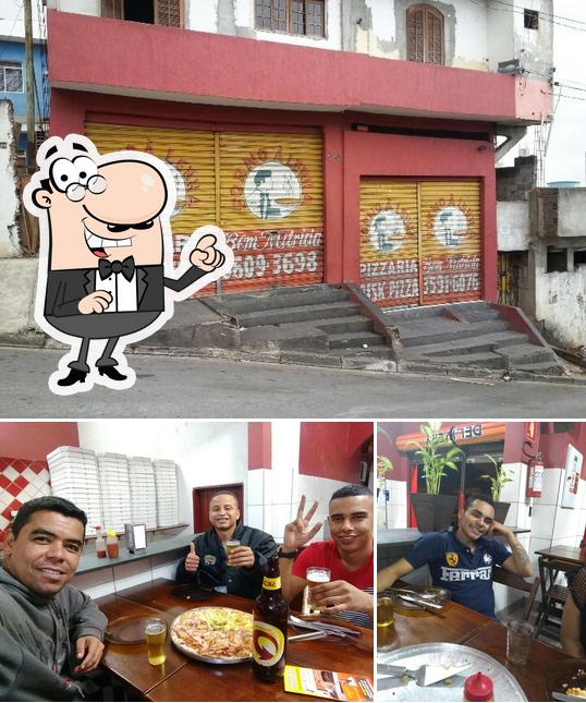 O interior do Bem Nutrida Pizzaria