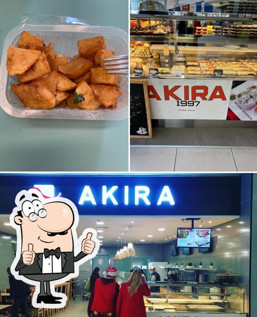 Regarder la photo de Akira