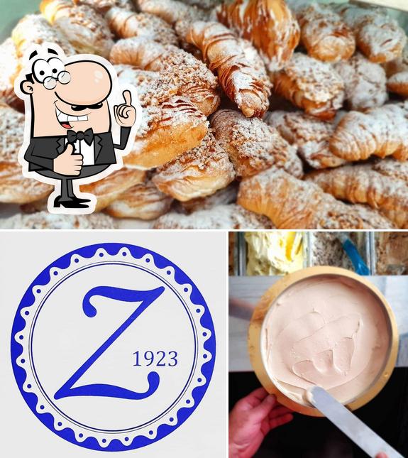 Vedi questa foto di Caffè moderno pasticceria gelateria caffetteria