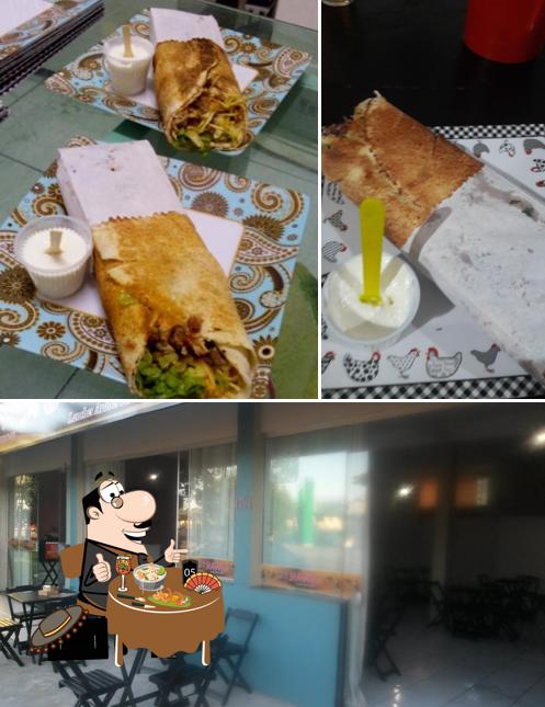 A Casa do Shawarma se destaca pelo comida e interior