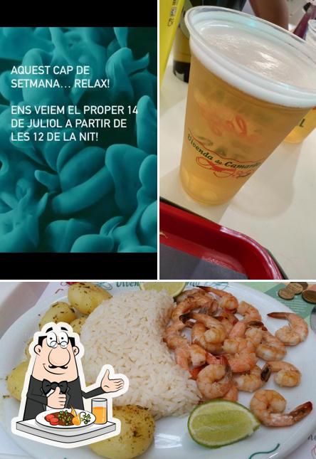 Observa las fotos que muestran comida y bebida en Vivenda do Camarao Express