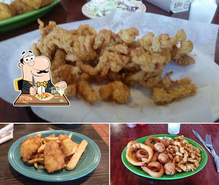Adrian's Fish & Chips Restaurant, 526 S Hunt Club Blvd in Apopka
