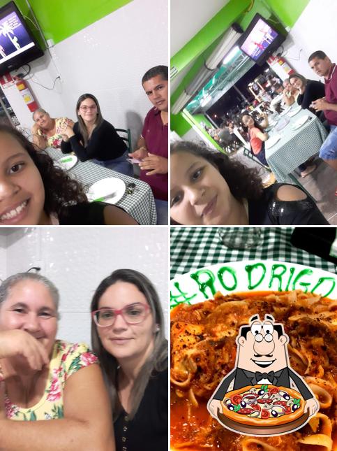 Escolha pizza no Dany Pizzas e Massas
