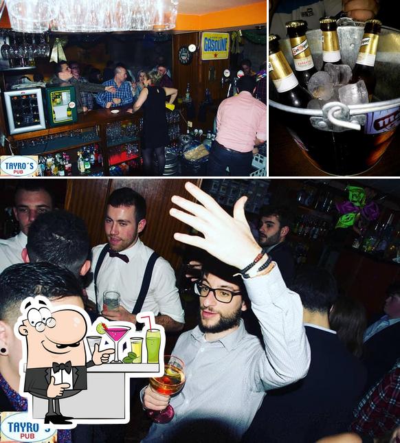 Las fotos de barra de bar y alcohol en Tayro’s Pub
