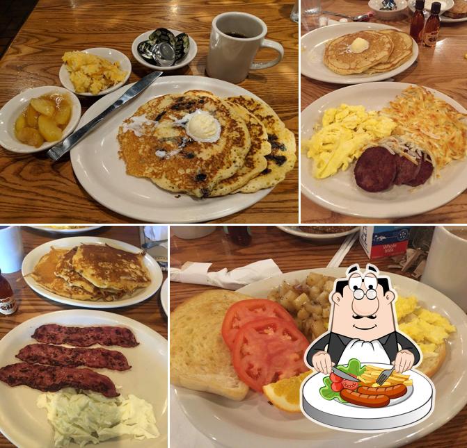 Cracker Barrel Old Country Store, 4300 S Bowen Rd in Arlington