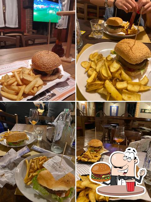 Prova un hamburger a Birreria Mariolo's Pub