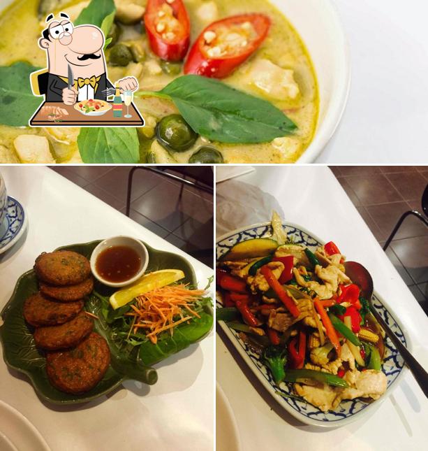 Chilli & Basil Thai restaurant in Bayswater Restaurant menu and reviews