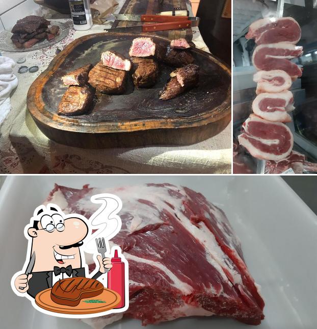 Estrela Mares(Ita) serve pratos de carne