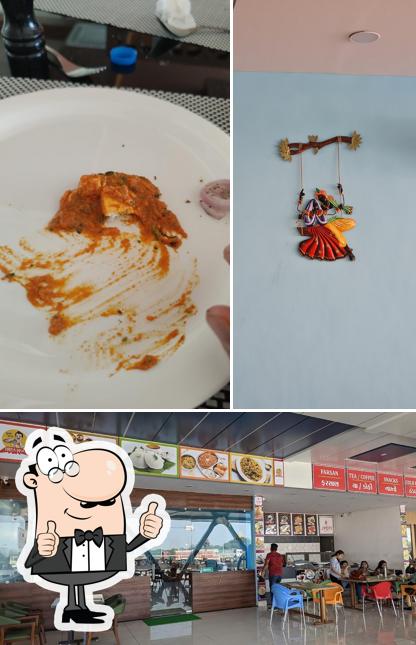 Food mall