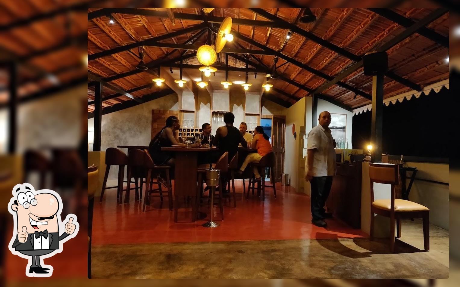 The Village Bistro - Arpora