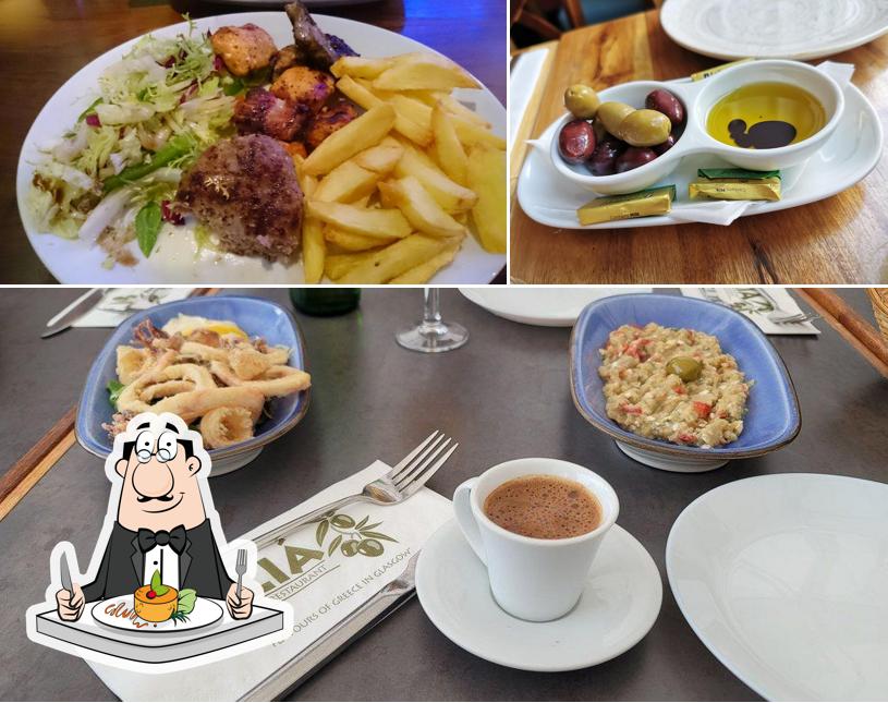 Еда в "Elia Greek Restaurant"