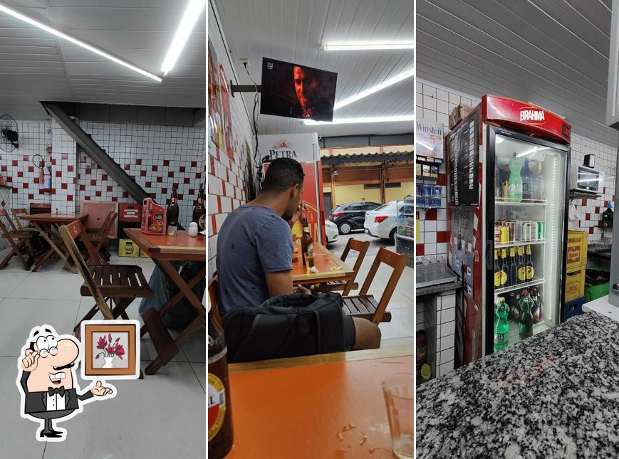 O interior do Papilon Lanches