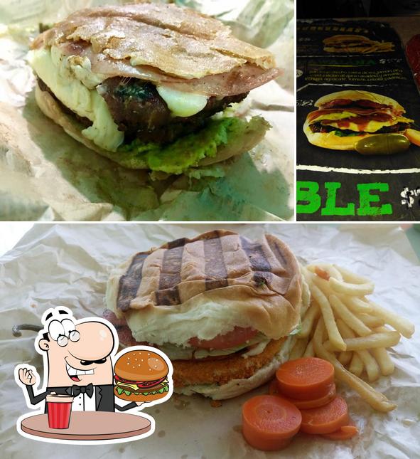 Prueba una hamburguesa en Teo Burger Sucursal Mercado