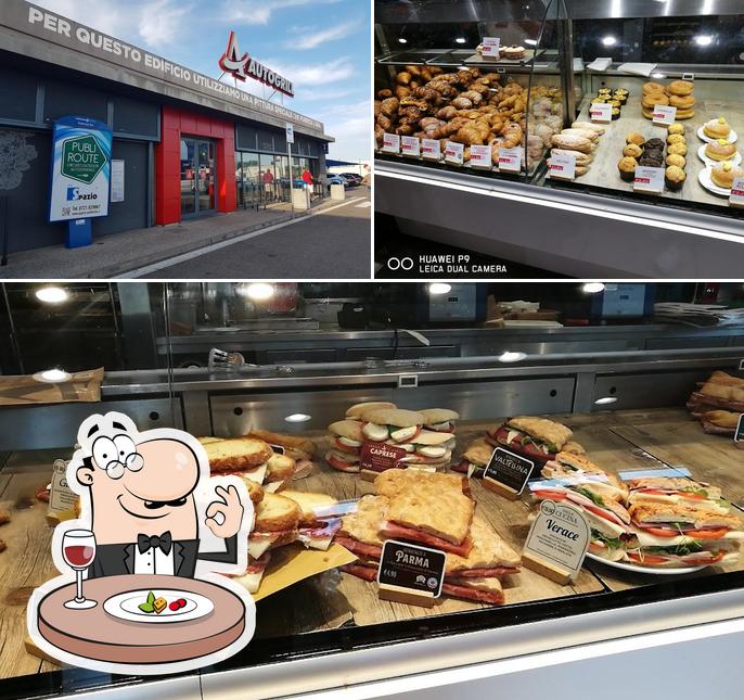 Dai un’occhiata alla immagine che presenta la cibo e esterno di Autogrill Rubicone Est