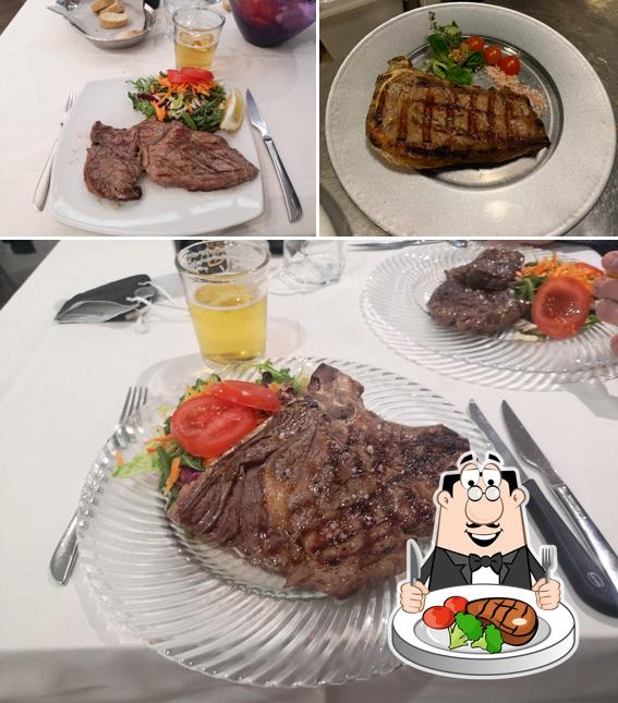 Bakery Resturant & Pizza Torino propone pasti a base di carne