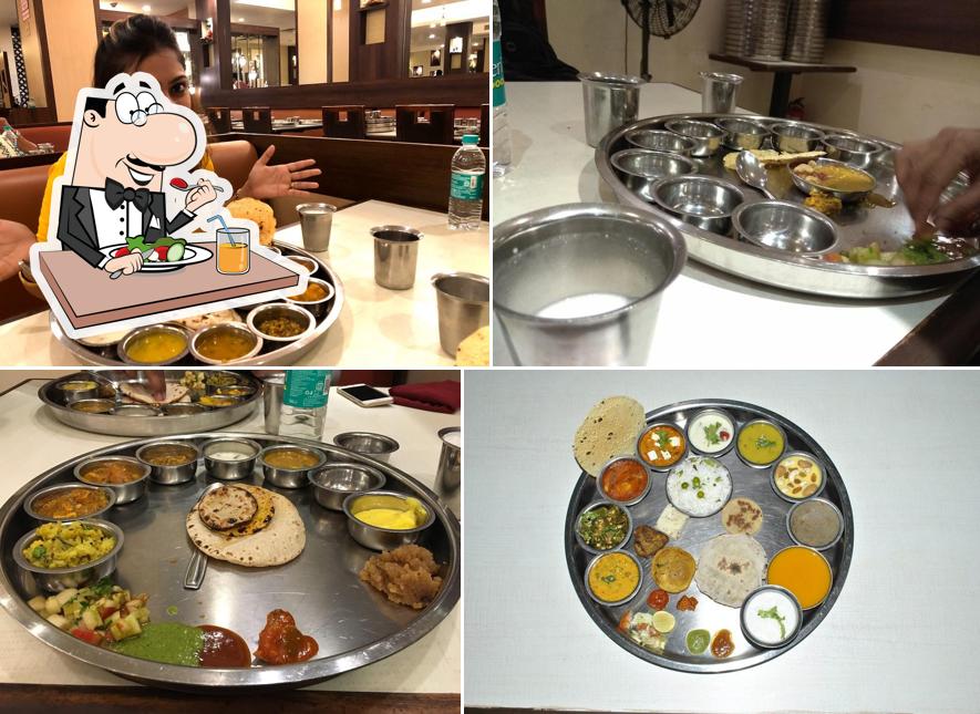Food at Panchavati Gaurav