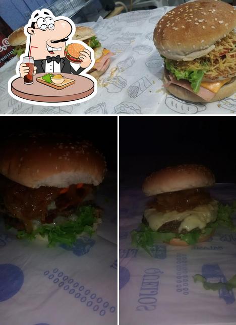 Experimente um hambúrguer no Rasta Burger Delivery oficial