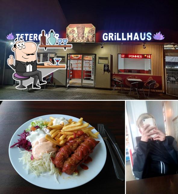 Schaut euch an, wie Teterower GrillHaus Döner Stand drin aussieht