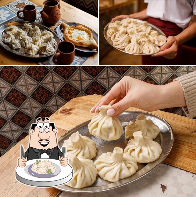 Dumplings à Starik Khinkalych