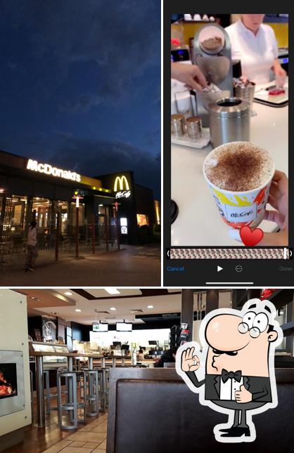 Regarder cette image de McDonald's