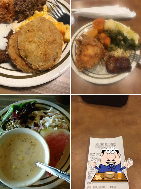 Food at The Tomatoes Country Buffet