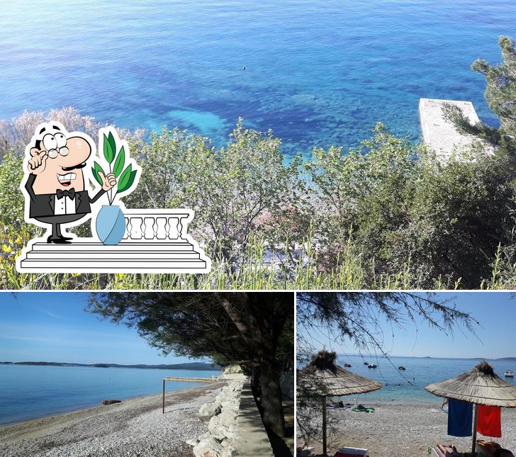 Profitez de la vue de l'espace ouvert de Beach bar Nevio - Camping Nevio