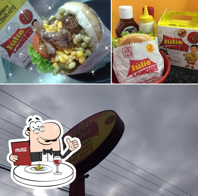 Comida em Júlio Lanches