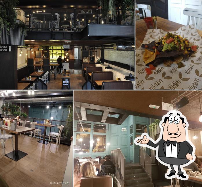 Check out how La Pepita Burger Bar - Santander looks inside