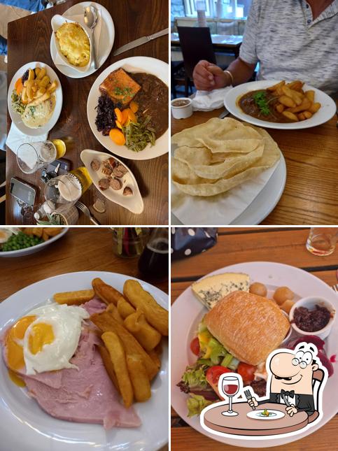 The Castlebrook Inn, Somerton - Restaurant menu, prices and reviews