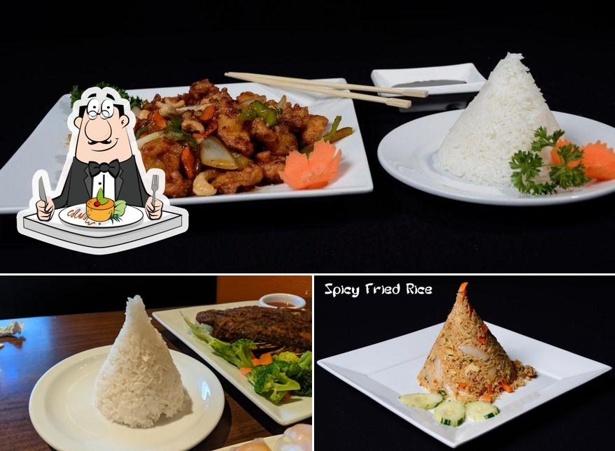 Charm Thai Kitchen & Sushi Bar in Mobile Restaurant menu and reviews