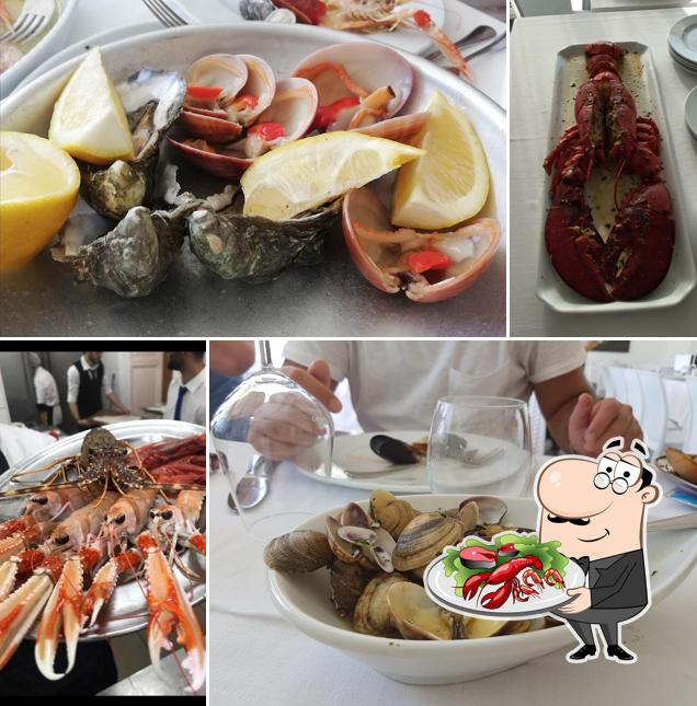 Prenez des fruits de mer à Viri Ku C'è