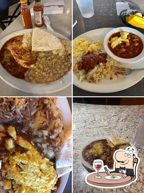 Pancake Alley, 525 E Broadway Ave in Farmington Restaurant menu and