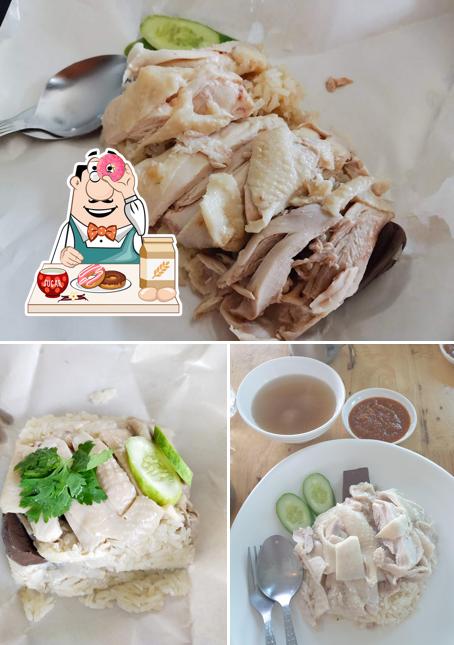 Hao Chue Chicken Rice tiene distintos dulces